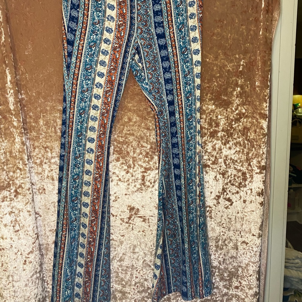 Flared printed pants